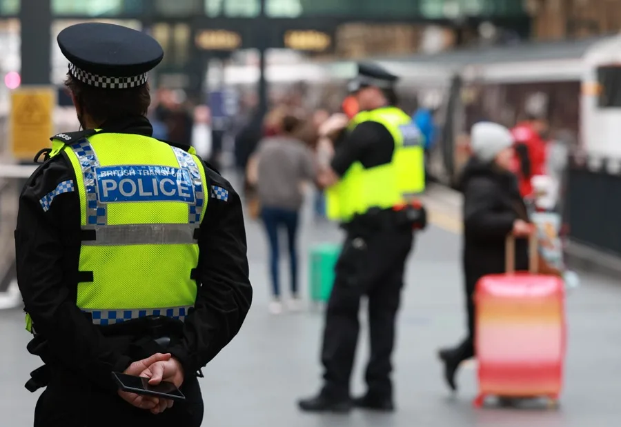 Un británico de 80 años gana la lotería y crea un imperio criminal de narcotráfico