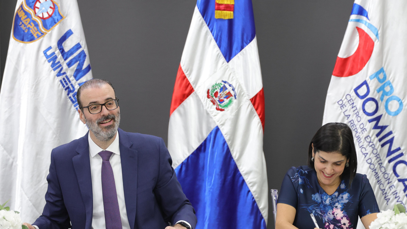 ProDominicana y Unapec renuevan acuerdo de colaboración para fortalecer formación académica del comercio exterior