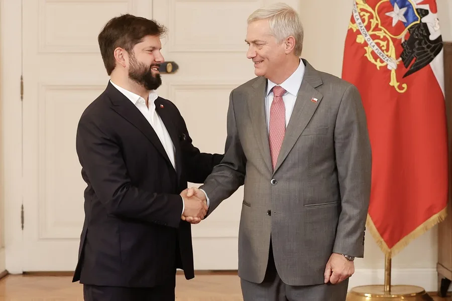 Boric inicia su despedida por zonas extremas y aisladas de Chile y pide no «postergarlas»