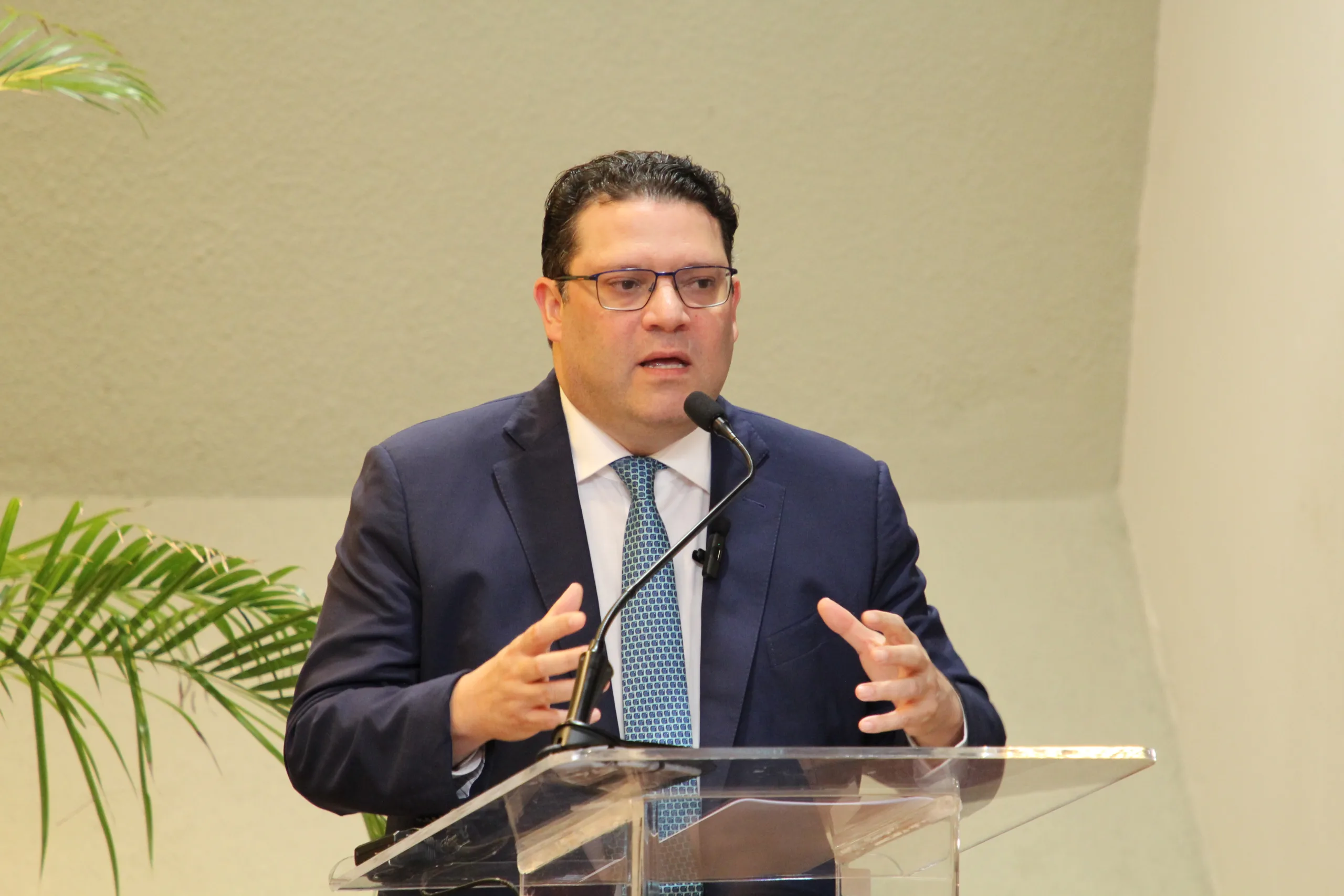 Julio César Beltré respalda aspiraciones presidenciales de Yayo Sanz Lovatón dentro del PRM Julio César Beltré respalda aspiraciones presidenciales de Yayo Sanz Lovatón dentro del PRM