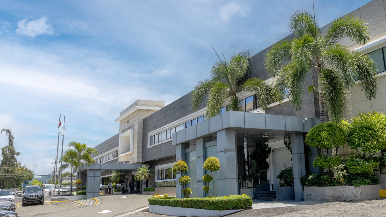 RD completa exitosa emisión externa por USD 2,750 millones