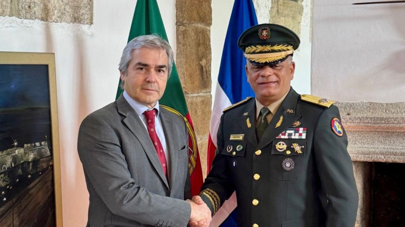 RD y Portugal firman contrato para adquisición de cuatro patrulleros de altura clase “Tejo” RD y Portugal firman contrato para adquisición de cuatro patrulleros de altura clase “Tejo”