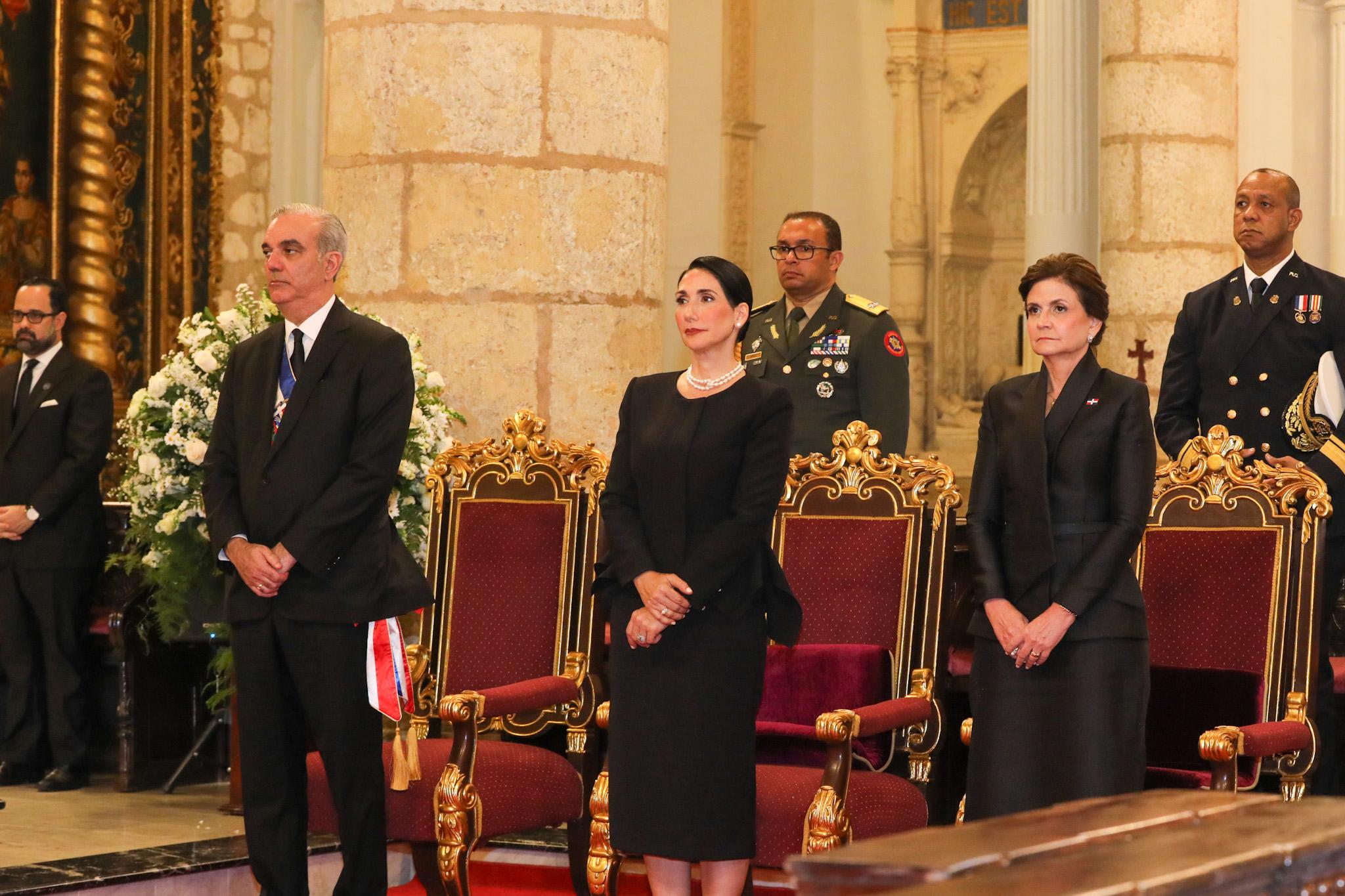 Presidente Abinader asiste a Tedeum por 182 aniversario de la Independencia Nacional Presidente Abinader asiste a Tedeum por 182 aniversario de la Independencia Nacional