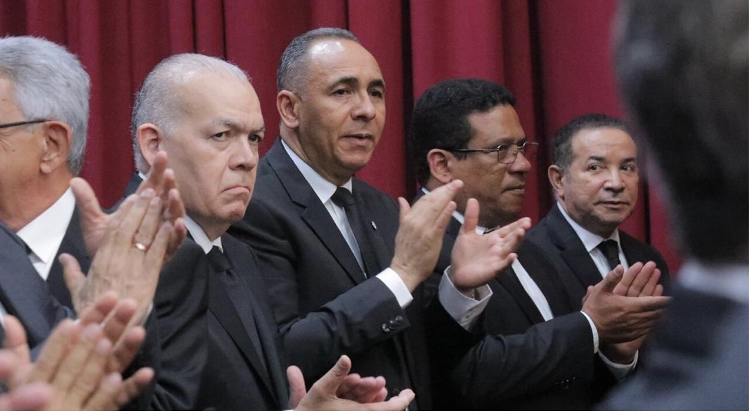 Presidente Luis Abinader destaca que Dirección General de Aduanas implementará pagos de impuestos aduanales con tarjetas de crédito