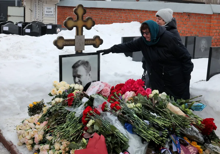 El Kremlin rechaza las acusaciones de varios países europeos de que Navalni fue envenenado en prisión El Kremlin rechaza las acusaciones de varios países europeos de que Navalni fue envenenado en prisión