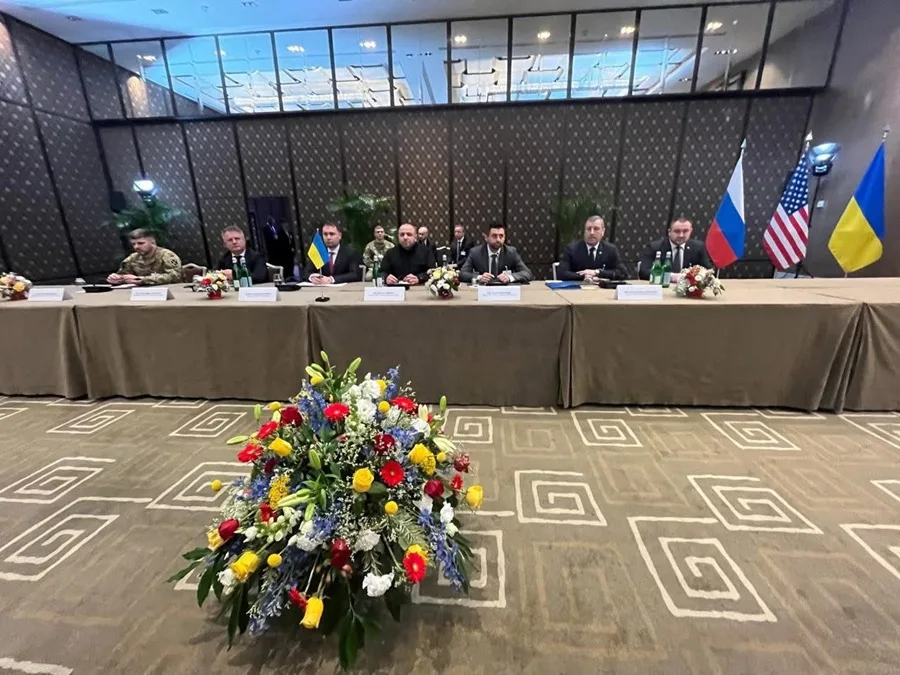 Zelenski anuncia progresos en las negociaciones sobre la verificación de un eventual alto el fuego Zelenski anuncia progresos en las negociaciones sobre la verificación de un eventual alto el fuego