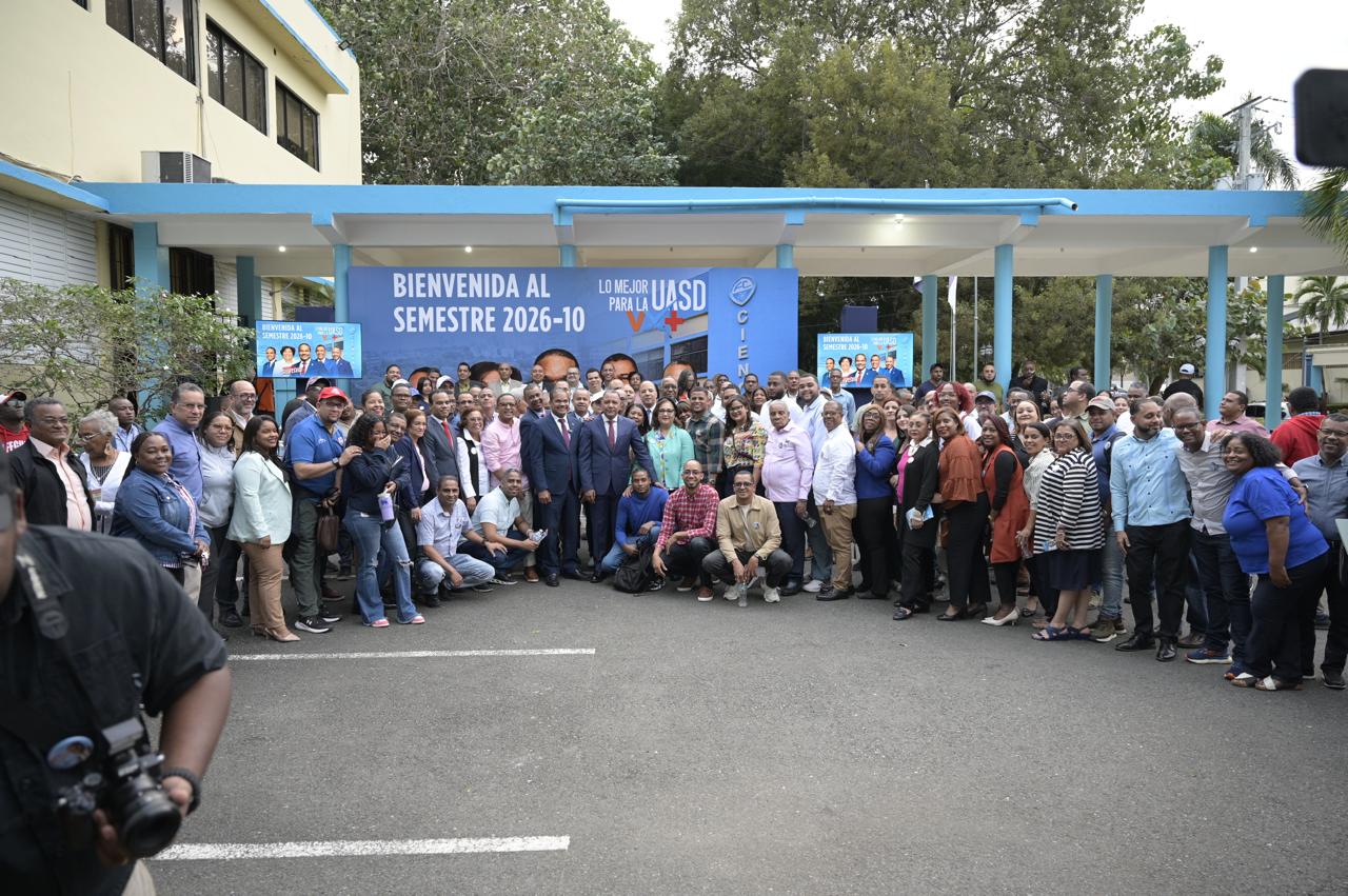 Radhamés Silverio da la bienvenida al semestre 2026-10 con una visión renovada de excelencia e innovación para la UASD