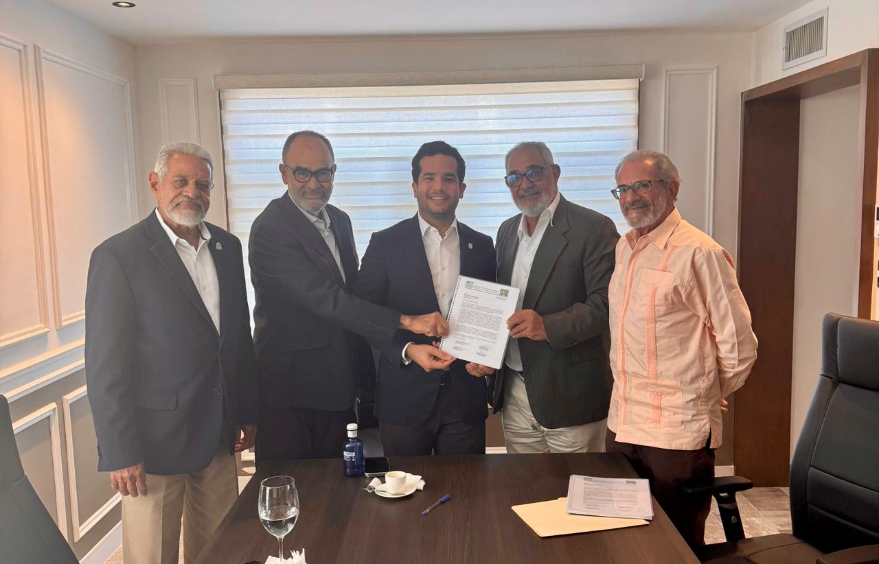 FP advierte riesgos de privatización en proyecto de Ley de Agua; Subgabinete Agroalimentario entrega posición a Omar Fernández FP advierte riesgos de privatización en proyecto de Ley de Agua; Subgabinete Agroalimentario entrega posición a Omar Fernández