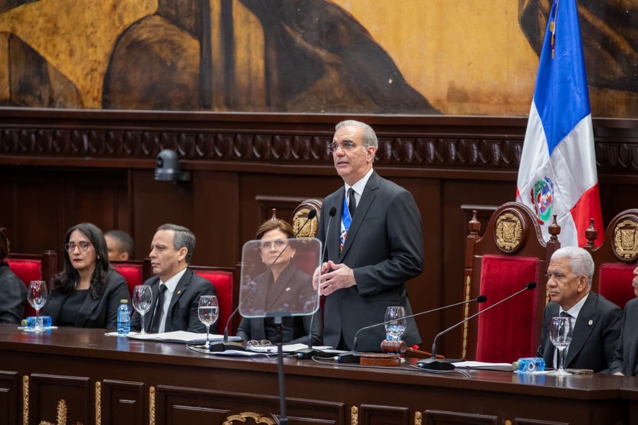 Presidente Abinader anuncia inversiones estratégicas para garantizar estabilidad, confiabilidad y seguridad del sistema eléctrico