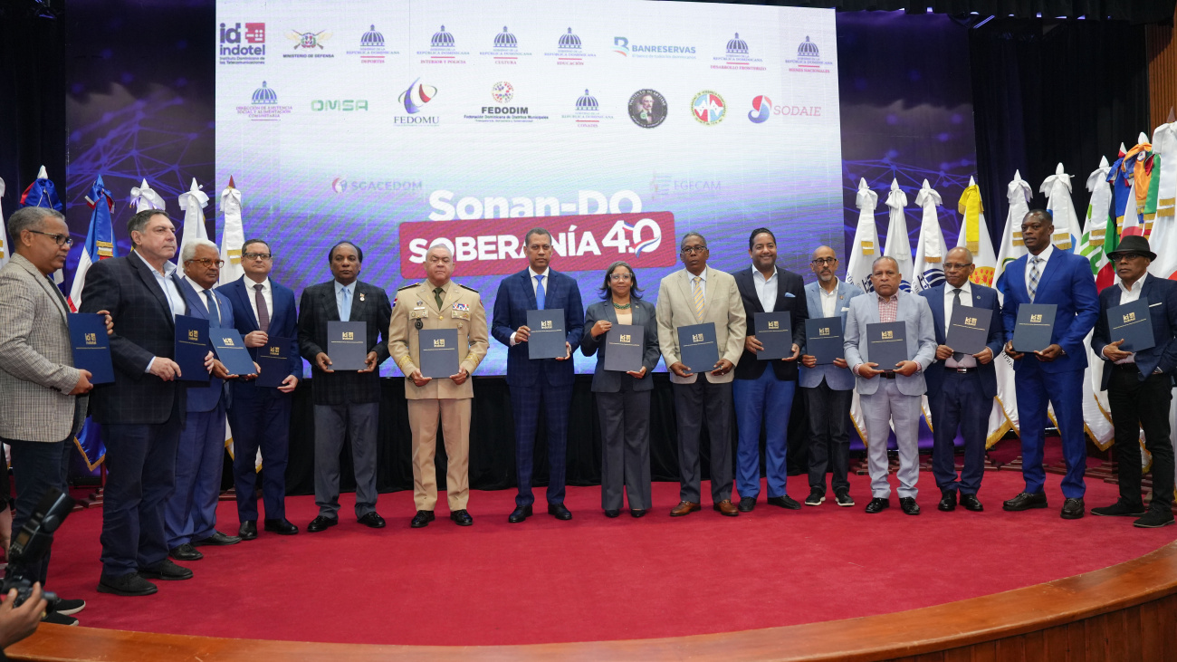 Gobierno lanza alianza nacional para fortalecer la soberanía radioeléctrica, la identidad cultural y el desarrollo fronterizo