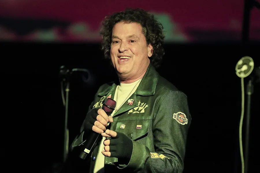 Carlos Vives anuncia su regreso a los escenarios de Colombia con su gira ‘Tour al Sol’