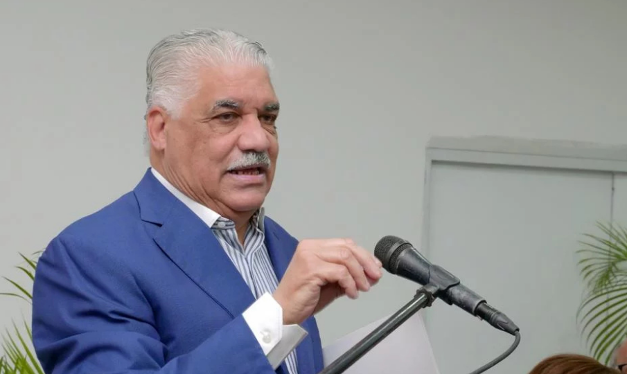 Miguel Vargas Maldonado defiende candidaturas independientes y advierte que eliminarlas afectaría la democracia