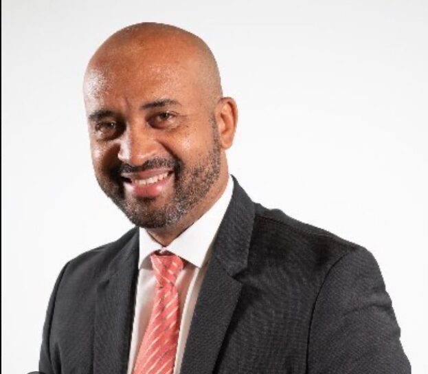 Fallece periodista Joaquín Caraballo tras accidente de tránsito en el Distrito Nacional Fallece periodista Joaquín Caraballo tras accidente de tránsito en el Distrito Nacional