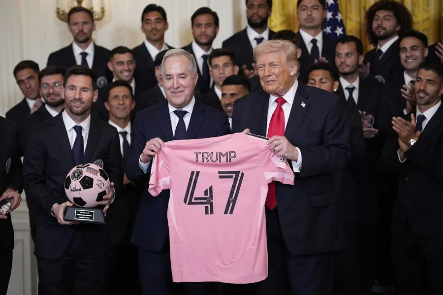 Trump: ¿Quién es mejor, Pelé o Messi? Yo creo que Messi»