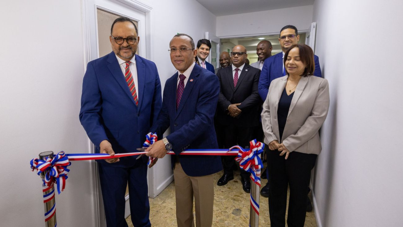 Contraloría instala Unidad de Auditoría Interna en el Ministerio de Justicia