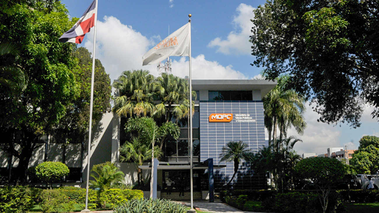 MOPC realiza intervención en el Paseo Presidente Billini para fortalecer la seguridad vial MOPC realiza intervención en el Paseo Presidente Billini para fortalecer la seguridad vial