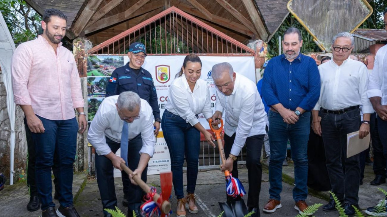 Gobierno da primer picazo y deja iniciados los trabajos de construcción del Parque Lineal ZooBotánico Municipal de Moca