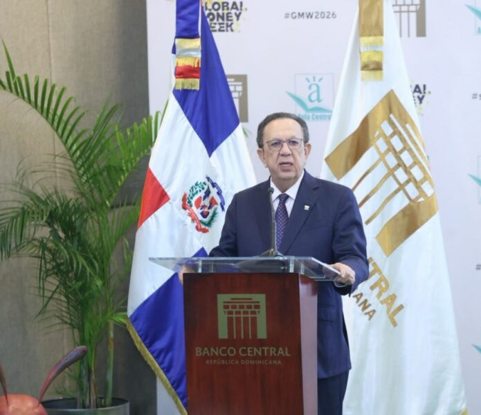 Héctor Valdez Albizu llama a la prudencia ante impacto económico por conflicto con Irán Héctor Valdez Albizu llama a la prudencia ante impacto económico por conflicto con Irán