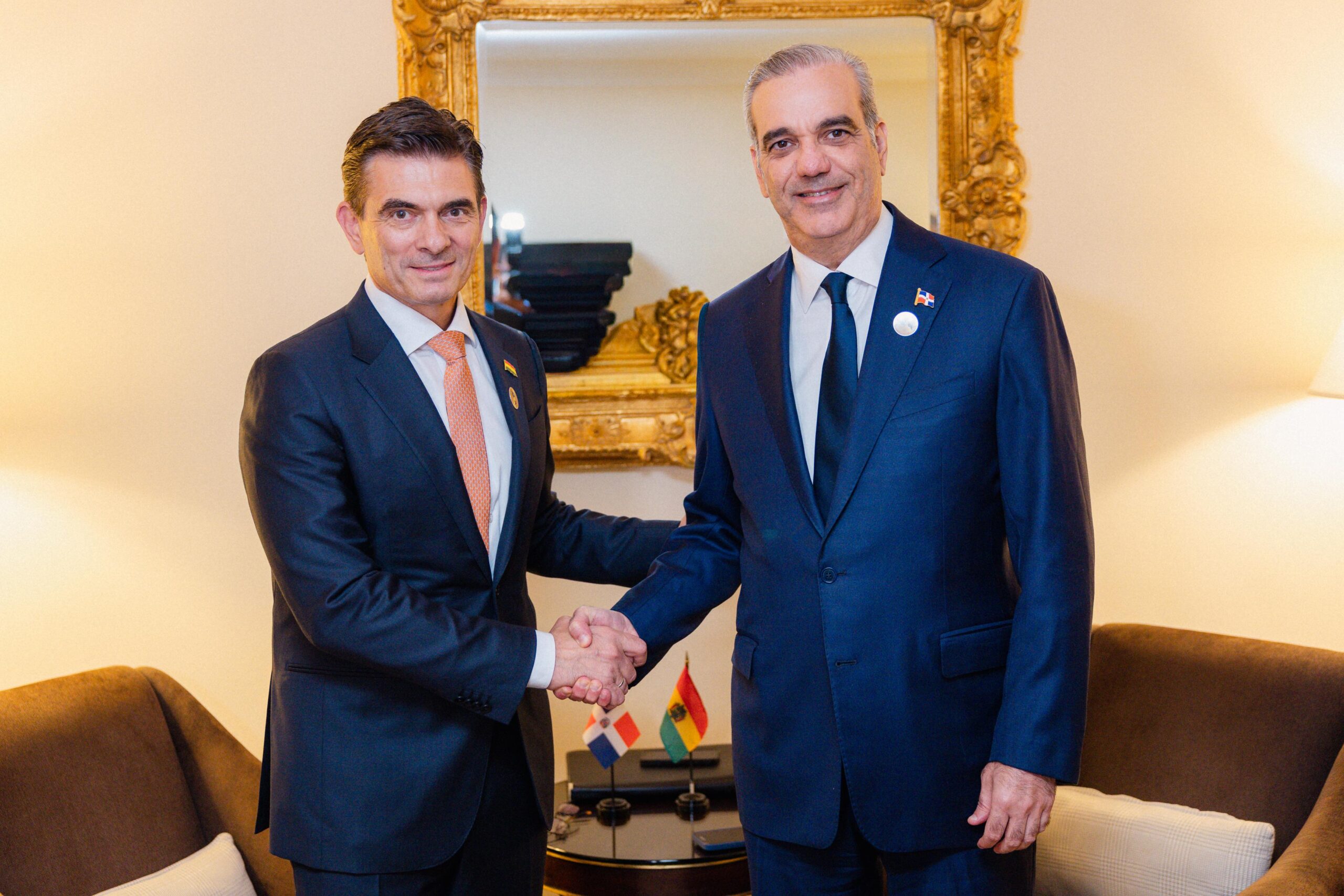 Luis Abinader y el presidente de Bolivia acuerdan fortalecer la cooperación, la diplomacia y el comercio bilateral.