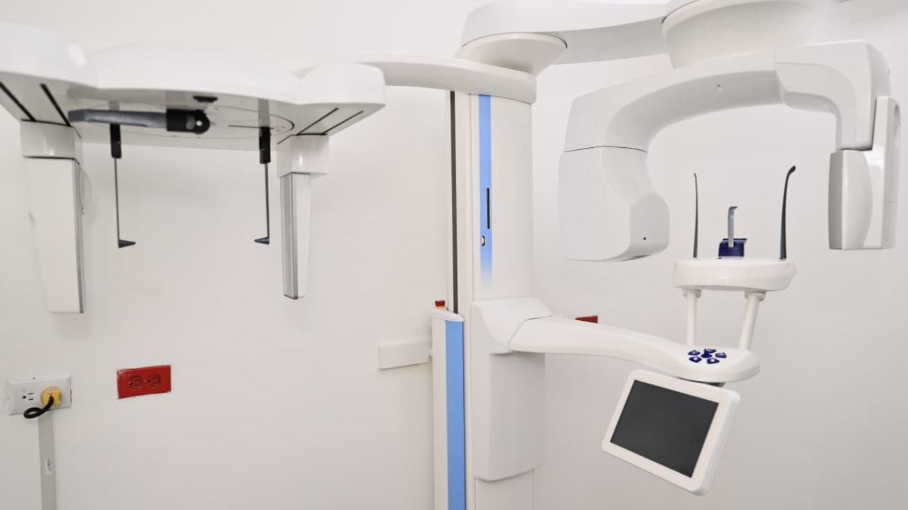 Director del SNS entrega tomógrafo panorámico en el Hospital Inmaculada Concepción de Cotuí Director del SNS entrega tomógrafo panorámico en el Hospital Inmaculada Concepción de Cotuí