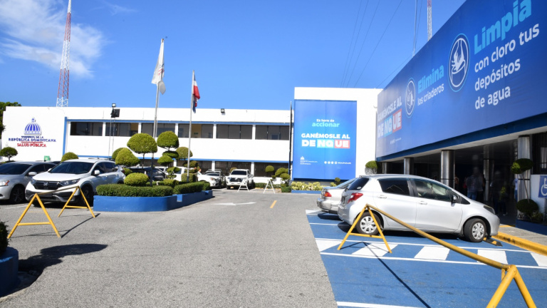 Ministerio de Salud realizó supervisión técnica al consultorio del doctor Ernesto Fadul