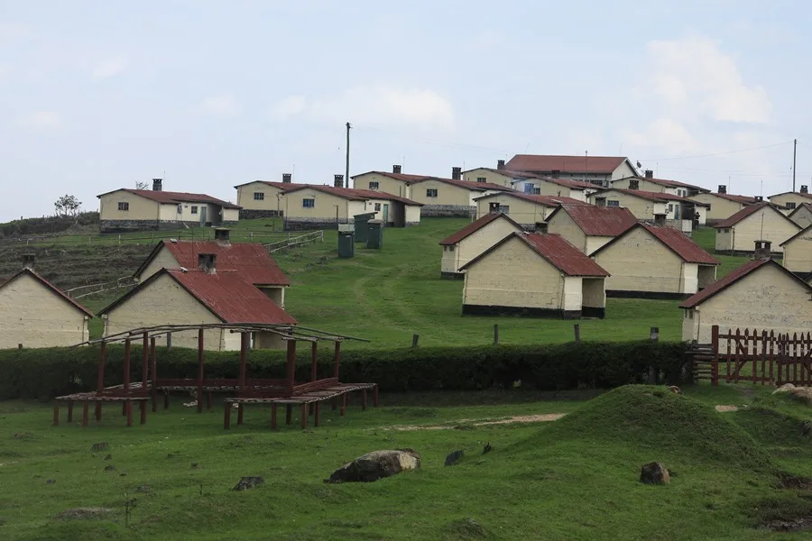 Hallan 33 cuerpos en una fosa común en Kenia, entre ellos 25 niños