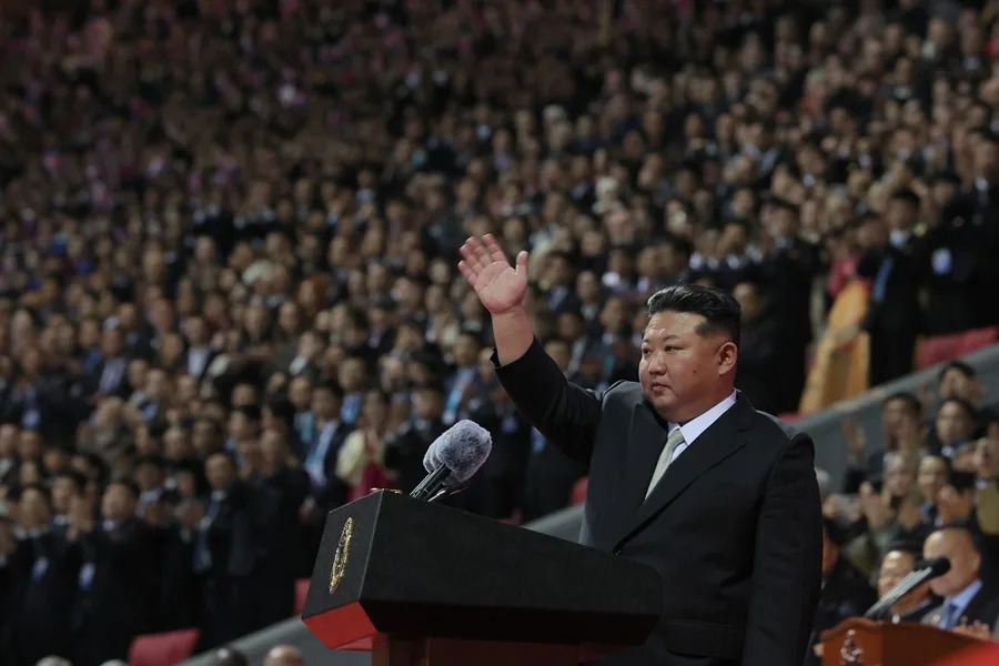 Kim Jong-Un vota en las legislativas norcoreanas tras la aparición de votos en contra en los comicios locales Kim Jong-Un vota en las legislativas norcoreanas tras la aparición de votos en contra en los comicios locales