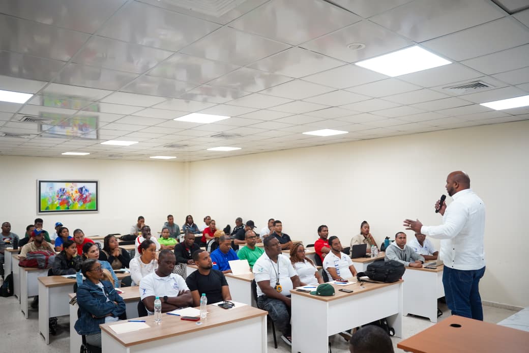 El Inefi capacita a técnicos y docentes con Taller de Actualización Atletismo El Inefi capacita a técnicos y docentes con Taller de Actualización Atletismo