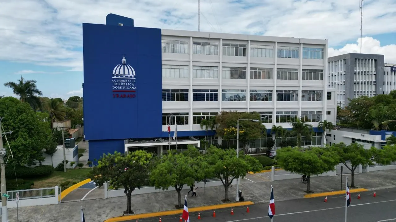 Ministerio de Trabajo realizará jornada de empleo con 56 vacantes en Santo Domingo Oeste