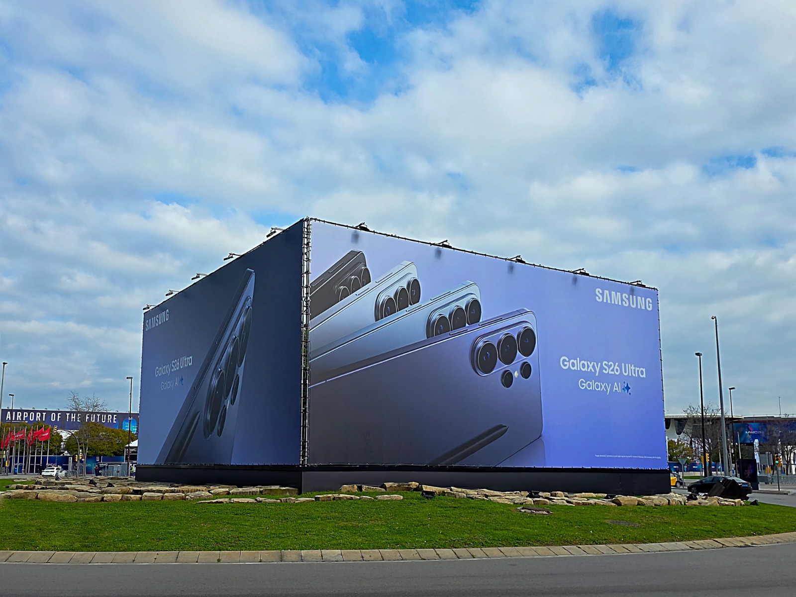 Samsung Electronics anuncia su estrategia de convertir todas sus operaciones en fábricas impulsadas por IA para 2030