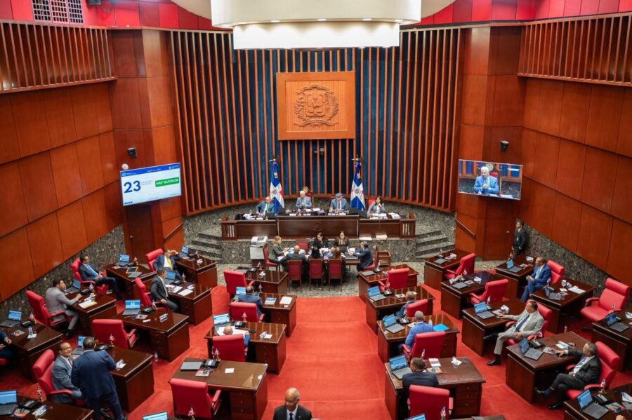 Senado aprueba en segunda lectura proyecto que elimina las candidaturas independientes