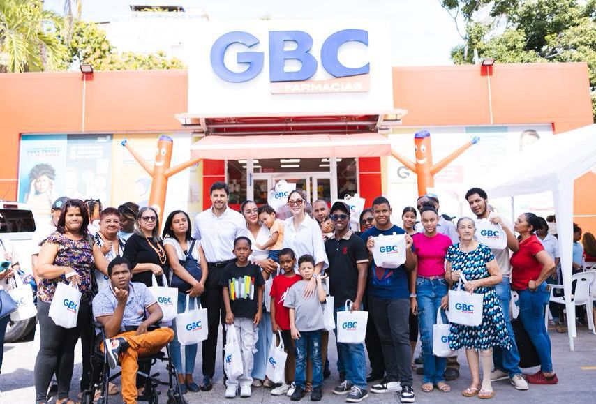 Fundación GBC y Gabi Desangles benefician a 100 familias con medicamentos para la epilepsia