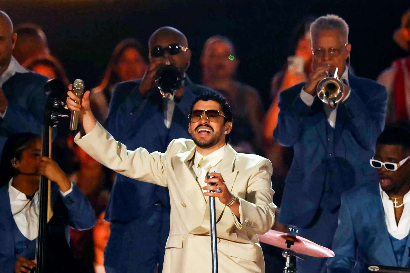 Bad Bunny hace historia en Australia: Agota dos fechas consecutivas en su primera visita al país