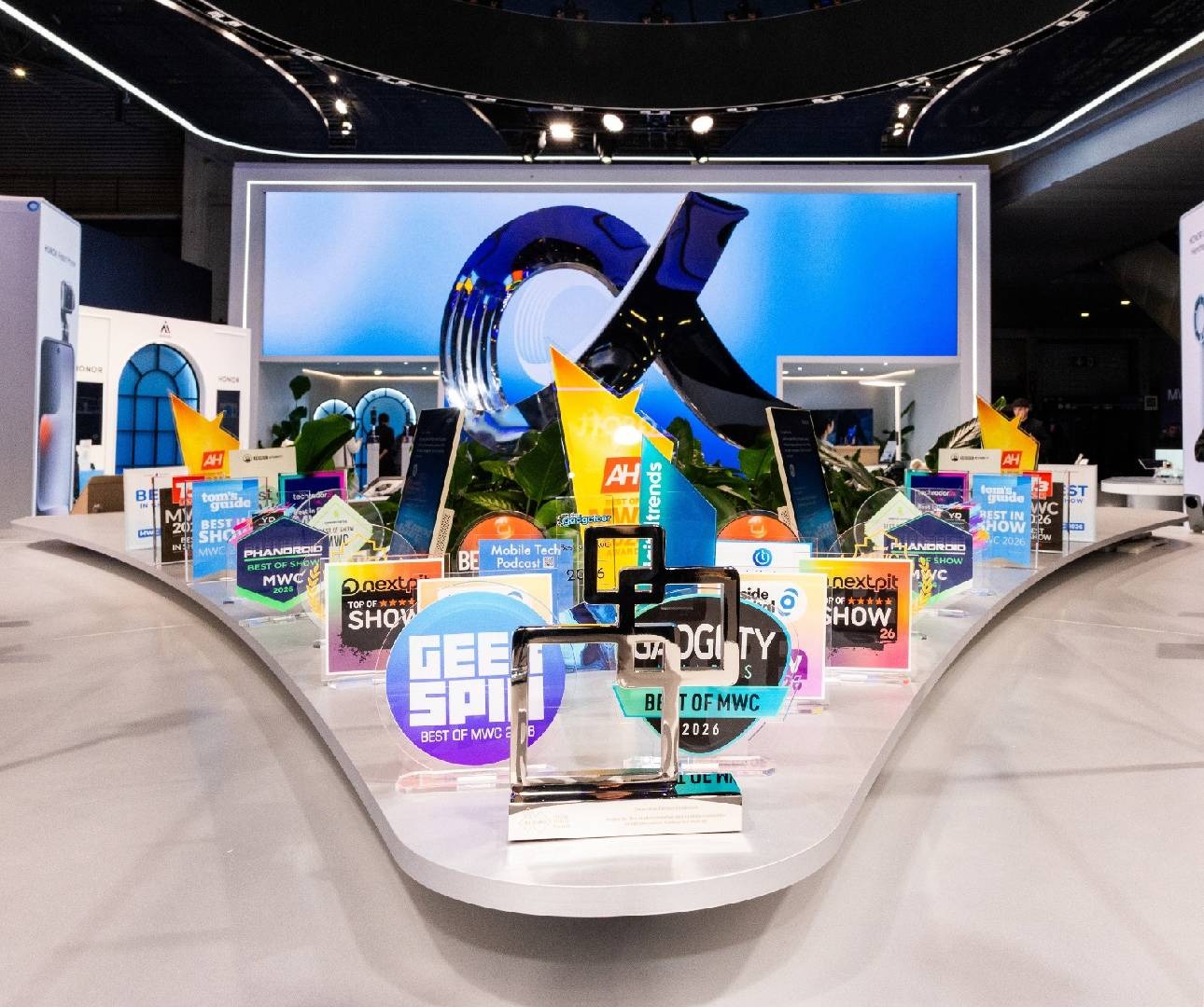 INEFI remoza canchas en tiempo récord: entrega 48 instalaciones deportivas en dos meses