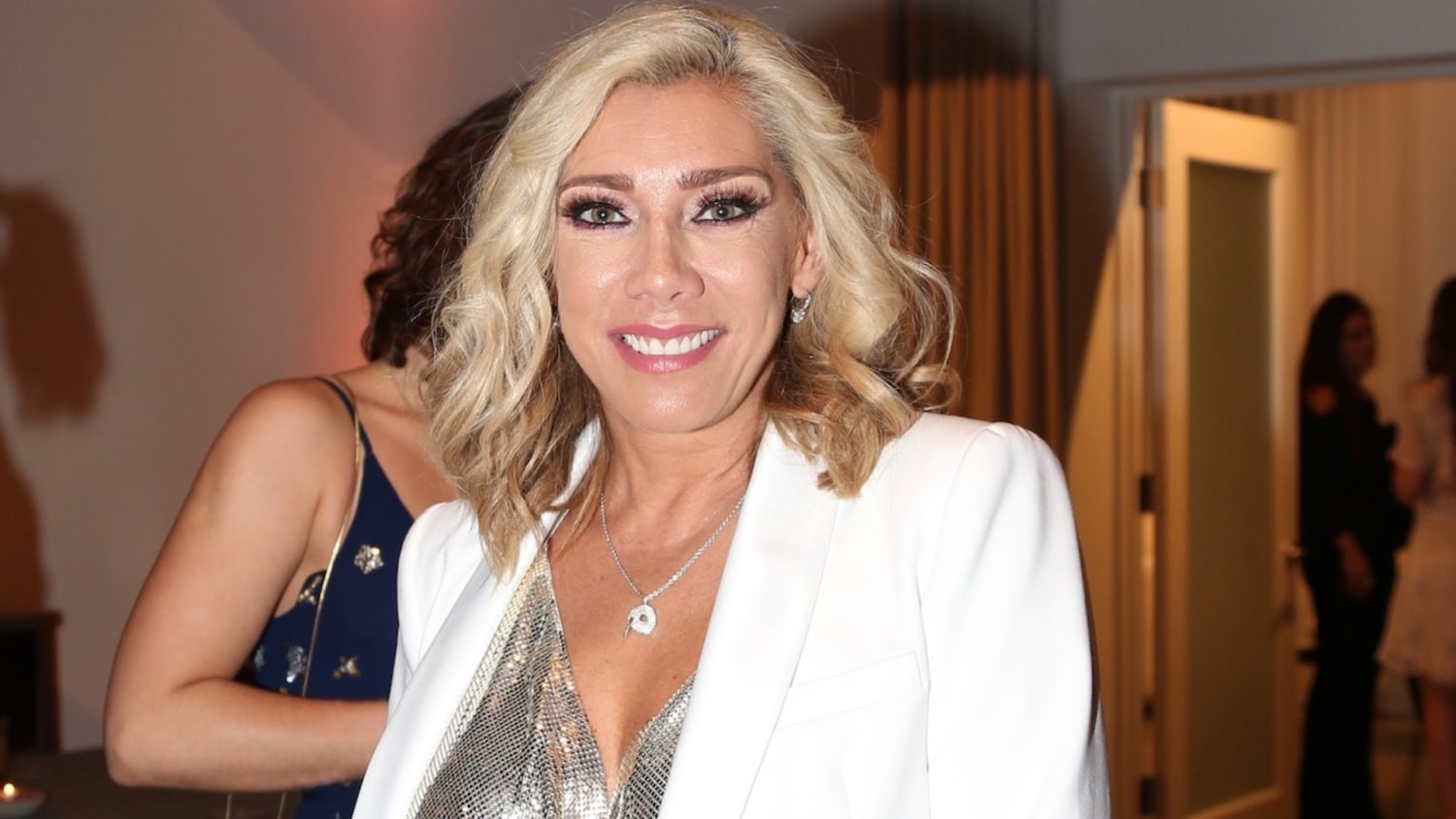 Actriz mexicana Cynthia Klitbo revela que padece enfermedad de Hashimoto