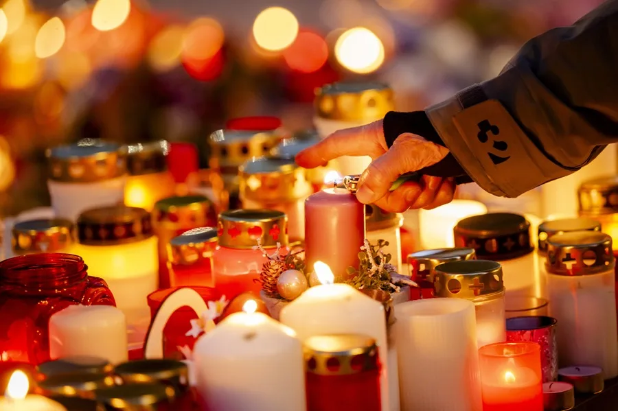 El alcalde de Crans Montana (Suiza) imputado en las investigaciones sobre el incendio de Nochebuena El alcalde de Crans Montana (Suiza) imputado en las investigaciones sobre el incendio de Nochebuena