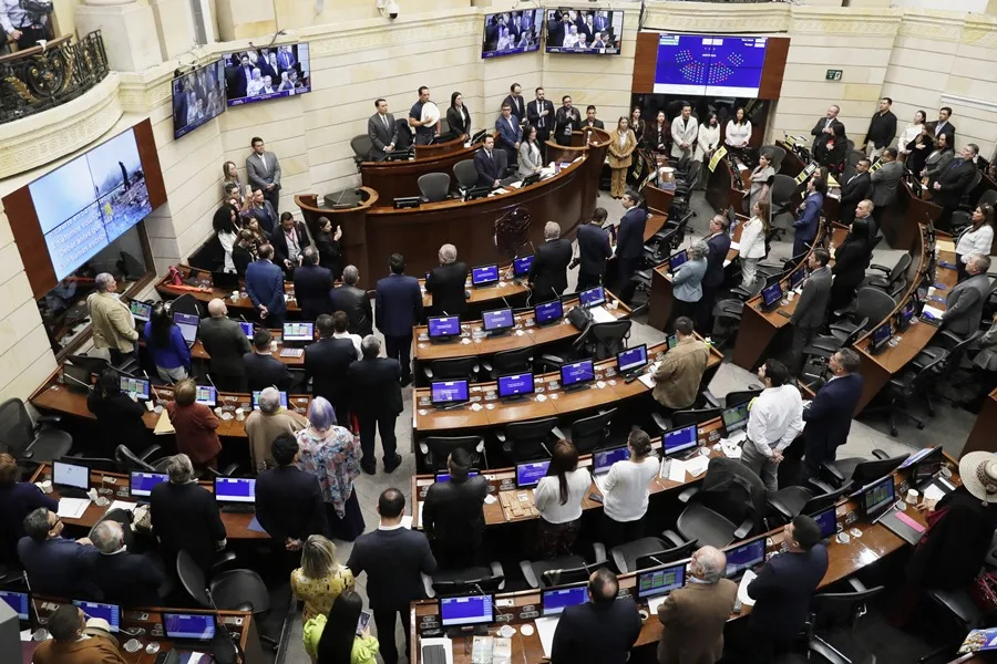 Los partidos de Petro y Uribe serán las principales fuerzas del Senado colombiano Los partidos de Petro y Uribe serán las principales fuerzas del Senado colombiano