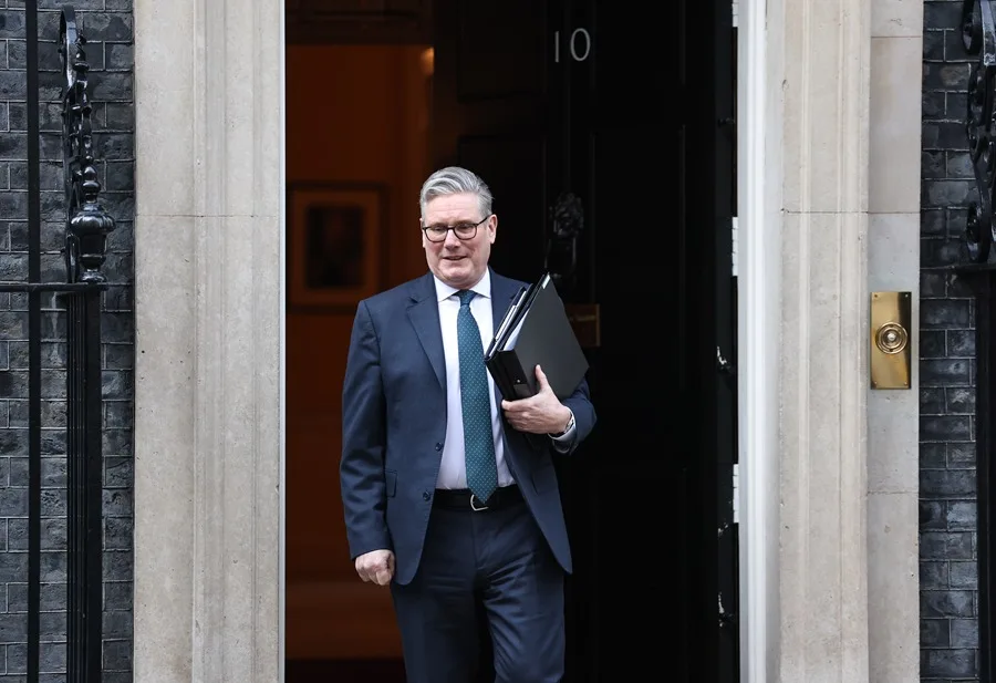 Trump critica al primer ministro británico, Keir Starmer, por no ser «de mucha ayuda» en Irán Trump critica al primer ministro británico, Keir Starmer, por no ser «de mucha ayuda» en Irán