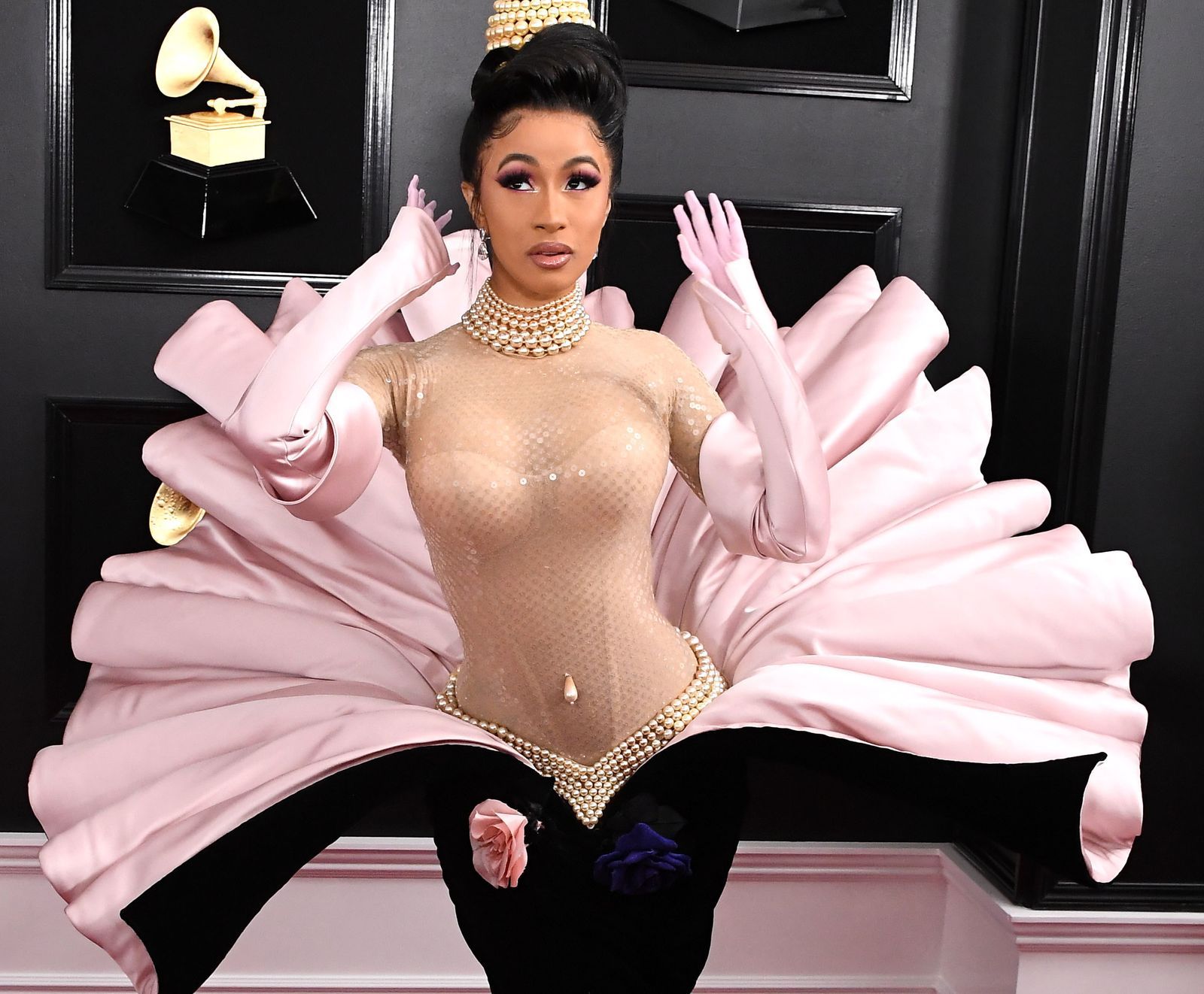 La rapera Cardi B denunció públicamente haber sido víctima de un fraude con sus tarjetas de crédito