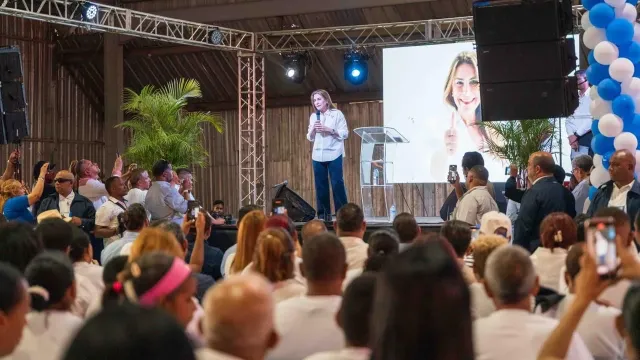 Carolina consolida ruta ganadora del PRM en Santiago con juramentación de nuevos líderes