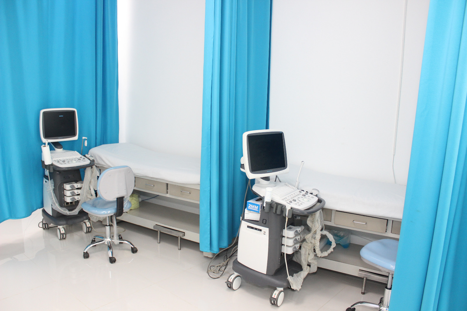 Ney Arias Lora inaugura moderna área de Oftalmología para elevar la calidad de atención a sus pacientes