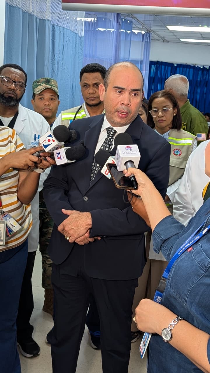 Ney Arias Lora activa Comité de Emergencia, refuerza áreas y se declara listo para Semana Santa 2026