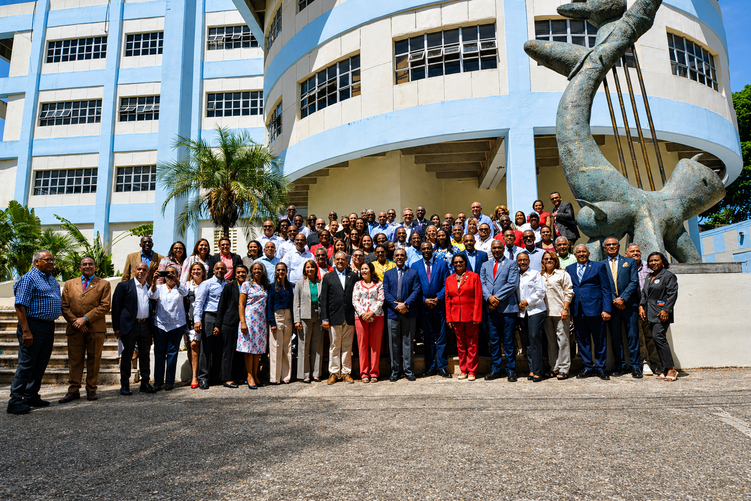 Asjana David inscribe su candidatura ante Comisión Electoral y da otro paso firme hacia Rectoría UASD