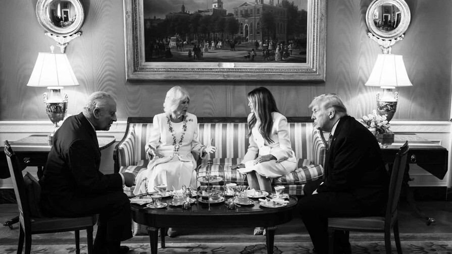 Las pullas del rey Carlos a Trump: Si no fuera por nosotros, ustedes hablarían francés