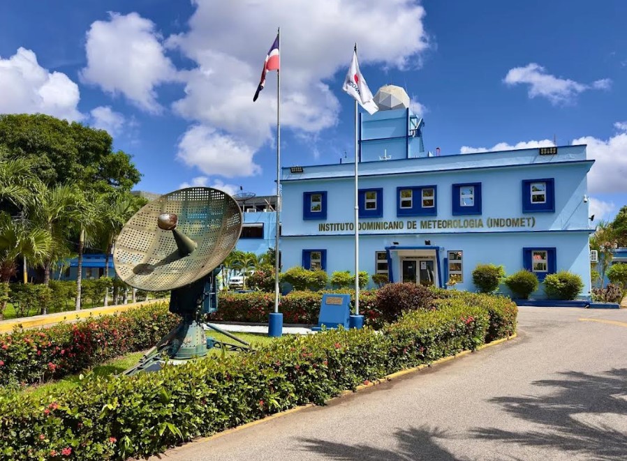 Instituto Dominicano de Meteorología (INDOMET) pronostica aguaceros fuertes con tormentas eléctricas esta tarde en el interior y mantiene alertas