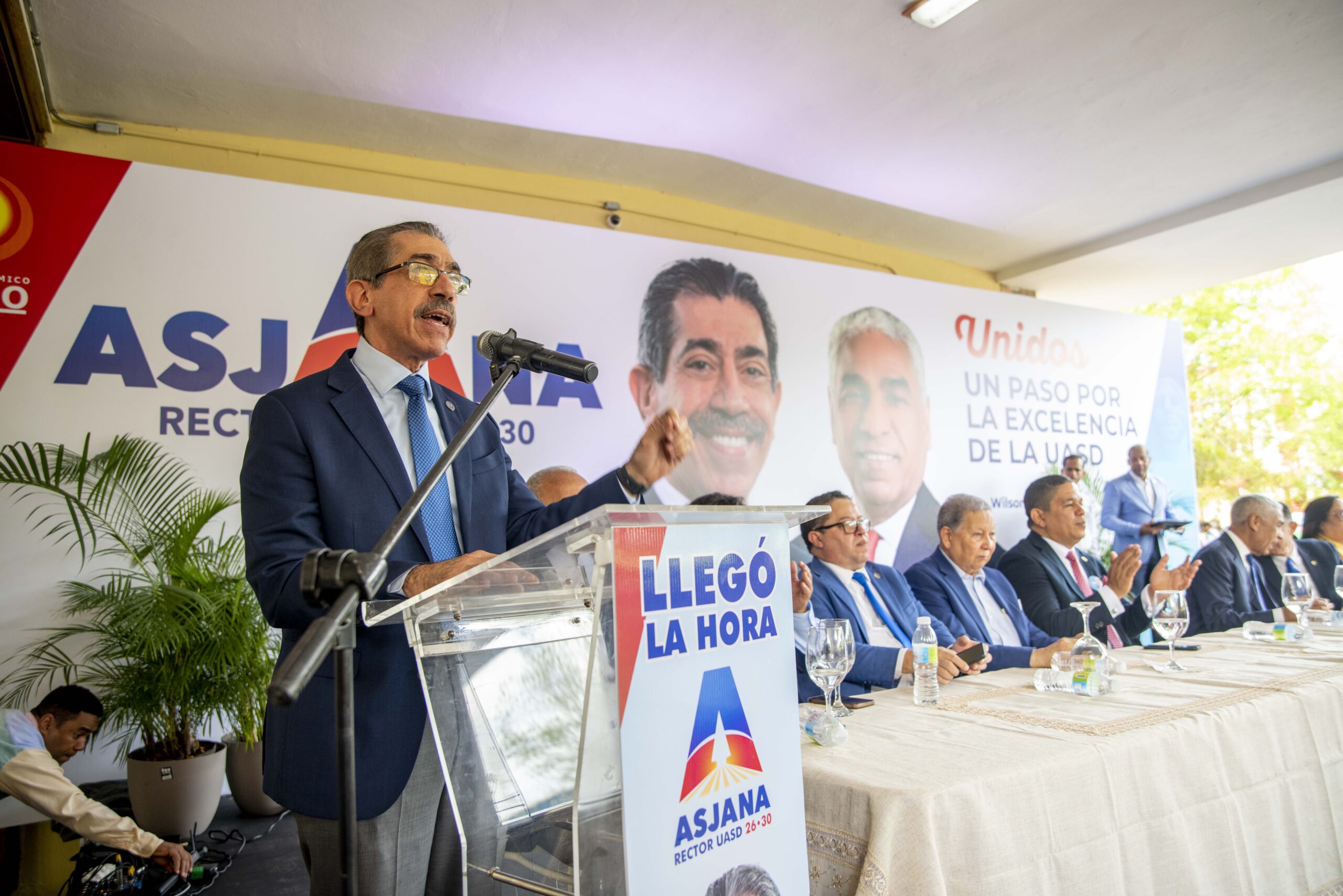 Candidato a rector Wilson Mejia pospone aspiraciones en UASD y pasa a apoyar a Asjana David junto a Gerencia Académica