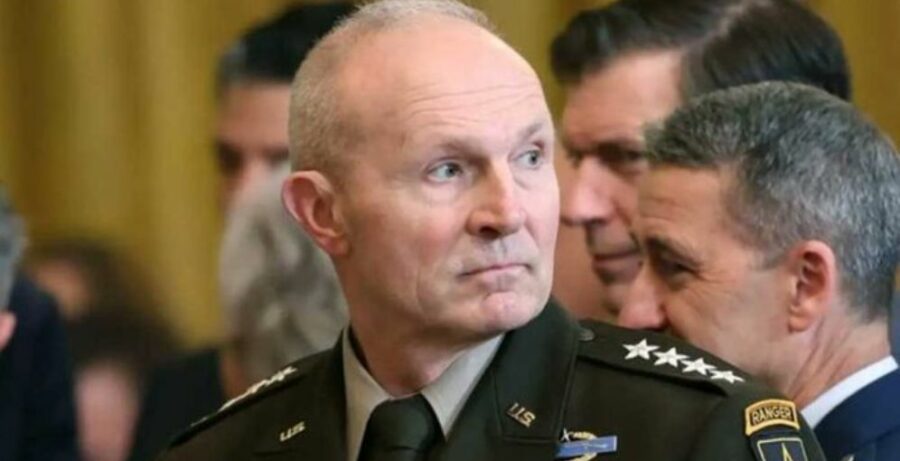 Destituyen al jefe del Estado Mayor del Ejército de EE.UU. en plena guerra de Irán Destituyen al jefe del Estado Mayor del Ejército de EE.UU. en plena guerra de Irán