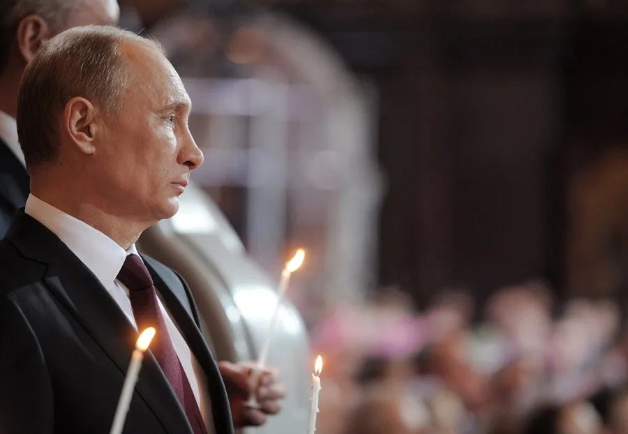El Kremlin advierte de que el alto el fuego anunciado por Putin es solo por la Pascua y rechaza su ampliación El Kremlin advierte de que el alto el fuego anunciado por Putin es solo por la Pascua y rechaza su ampliación