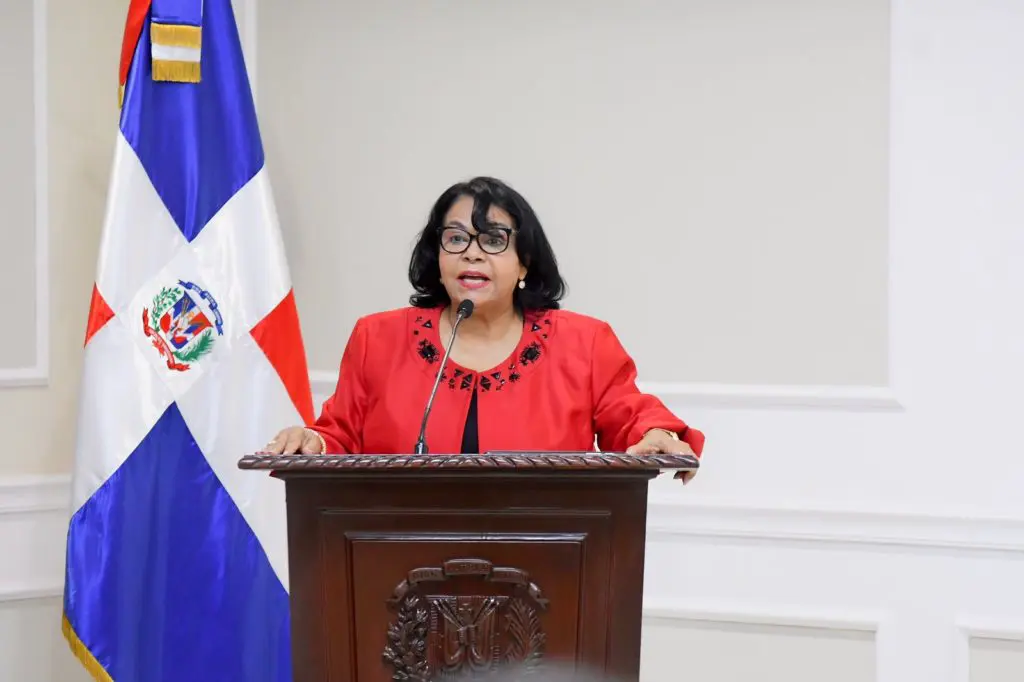 Emma Polanco: “No era aumento, sino incentivo por arduo trabajo en la CCRD”