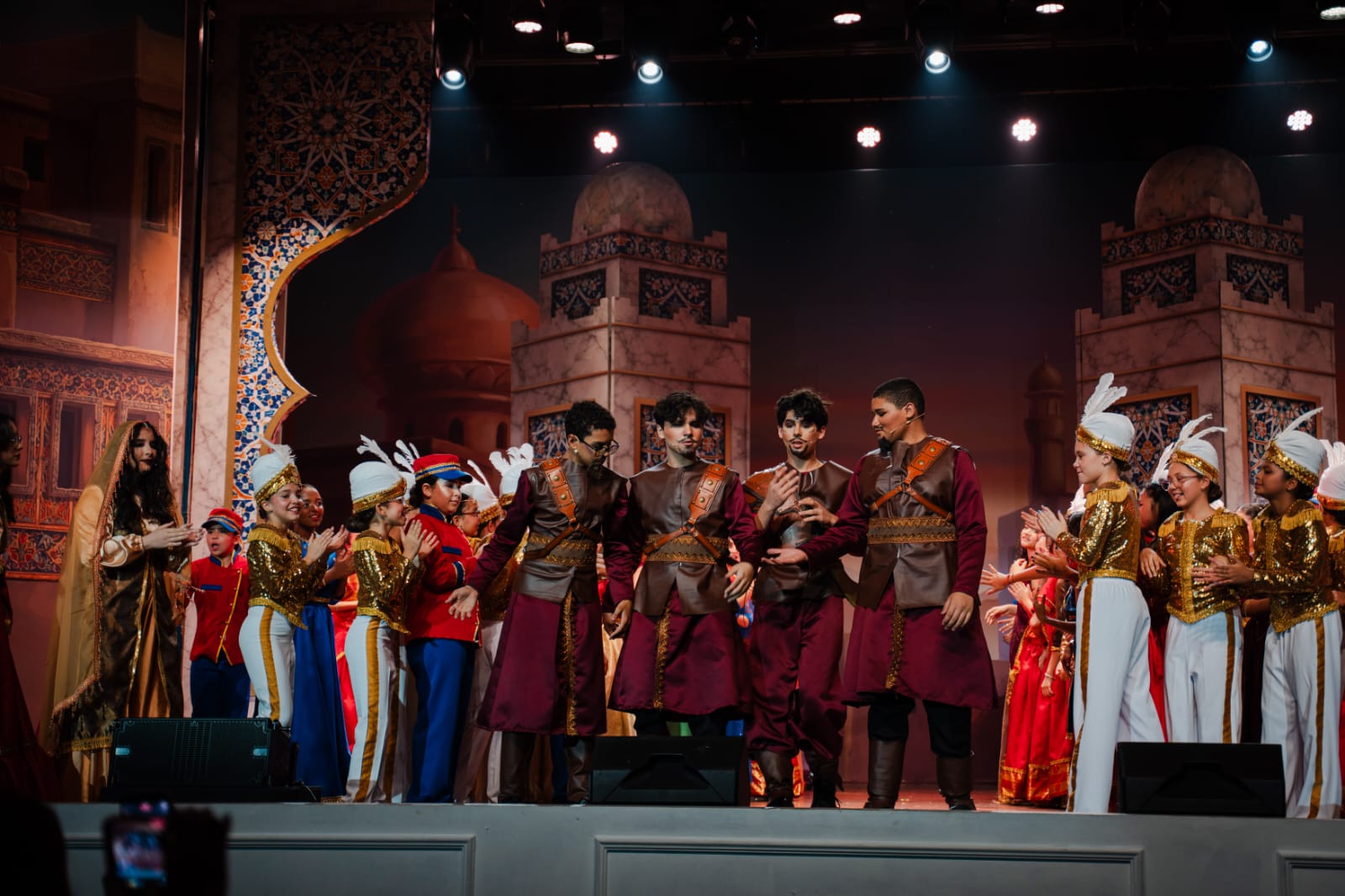 Una noche mágica en Agrabah: Saint George School presenta Aladdin Jr.